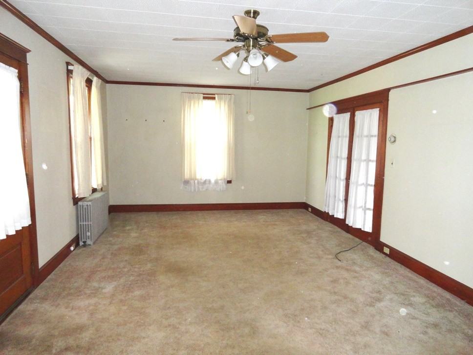 720 Schaeffer Rd - Photo 3 of 20