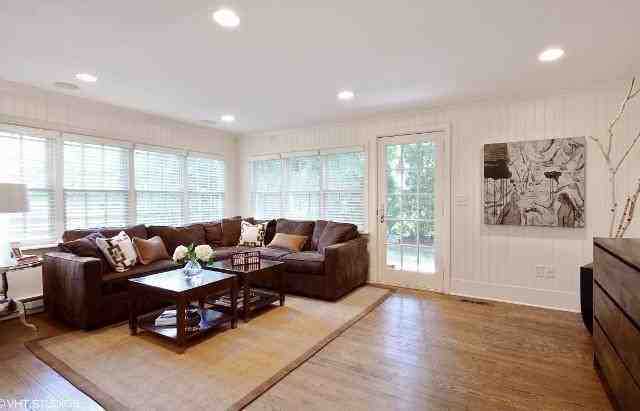 6921 N Belmont Ln - Photo 3 of 22