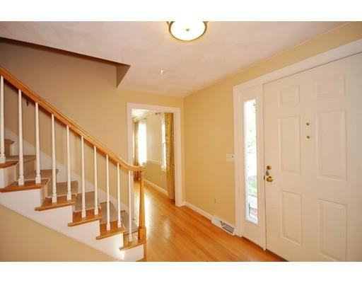 3 Wilson Cir - Photo 2 of 28