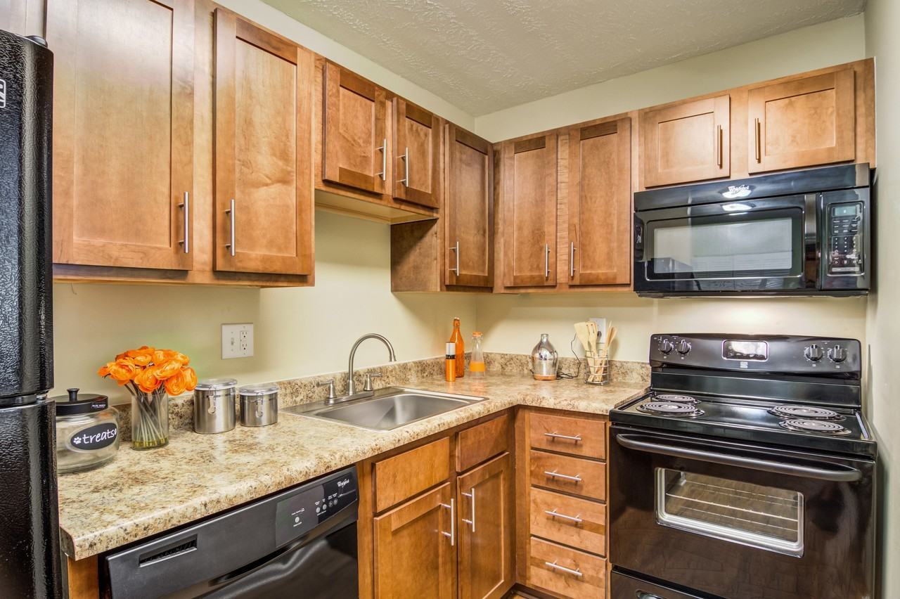 The Bluffs at Epps Bridge - Photo 7 of 45