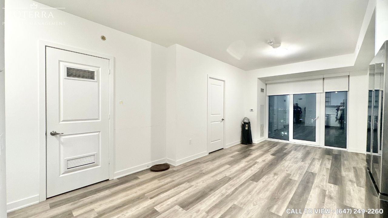 10064655 Metcalfe Ave, Mississauga, Ontario L5M 0Z7 Apartments 4655