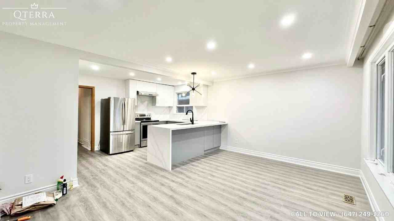 1-37 Araman Dr Scarborough, Ontario M1T 2P5 - Photo 2 of 18