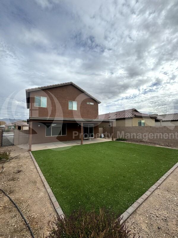 8811 E Stone Meadow Cir - Photo 2 of 31