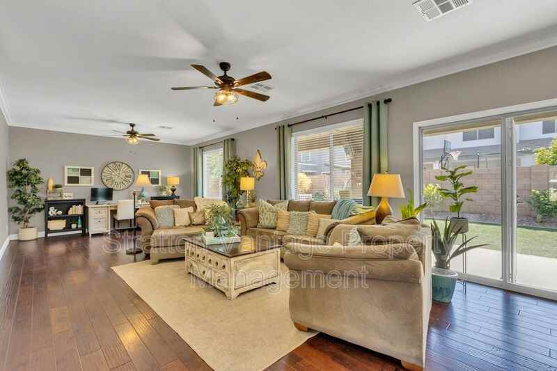 18929 E Kingbird Dr - Photo 3 of 15