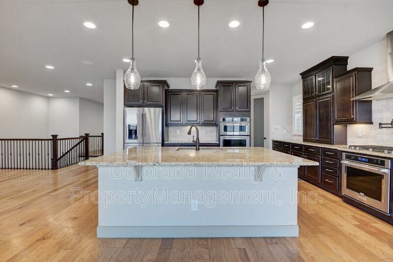 17637 W 87th Ave - Photo 3 of 49