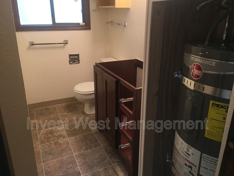 14306 Necircle - Photo 5 of 9