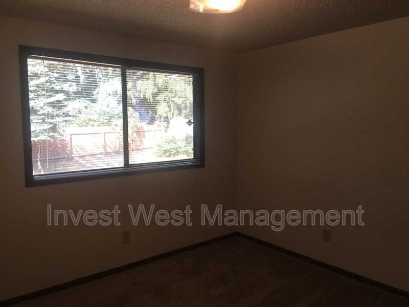 14306 Necircle - Photo 7 of 9