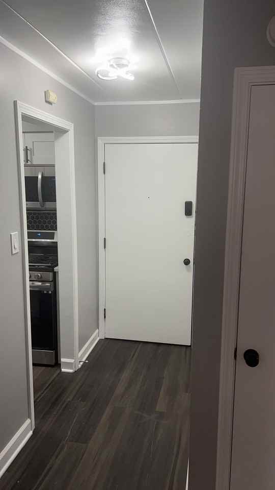 18555 Hickory Ct - Photo 4 of 17