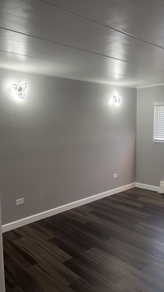 18555 Hickory Ct - Photo 5 of 17