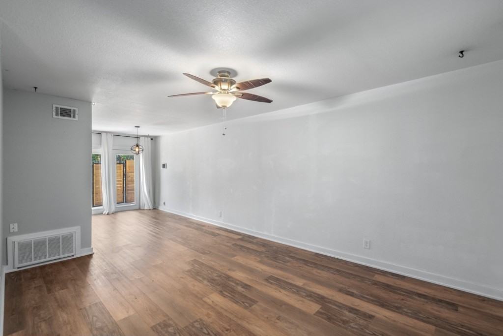 6211 Manor Road Apt 107 - Photo 2 of 21