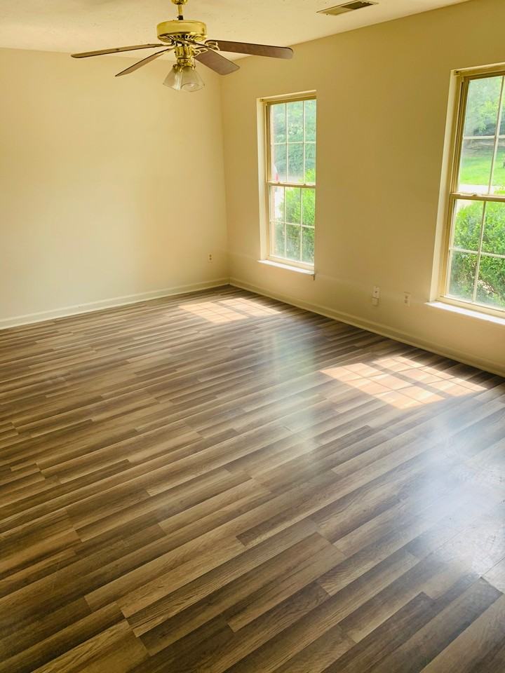 121 Bell Avenue - Photo 2 of 9