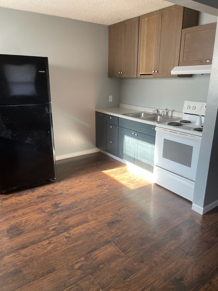 2331 N Rosedale Ave #B - Photo 2 of 15