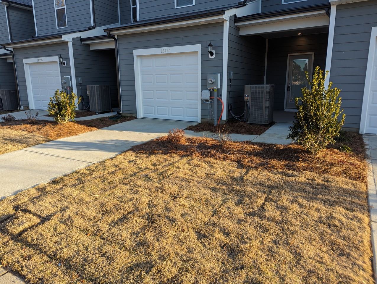 16134 Leading St - Photo 7 of 20