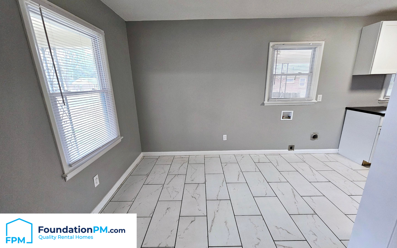 1801 Myrna Ln #1 - Photo 5 of 15