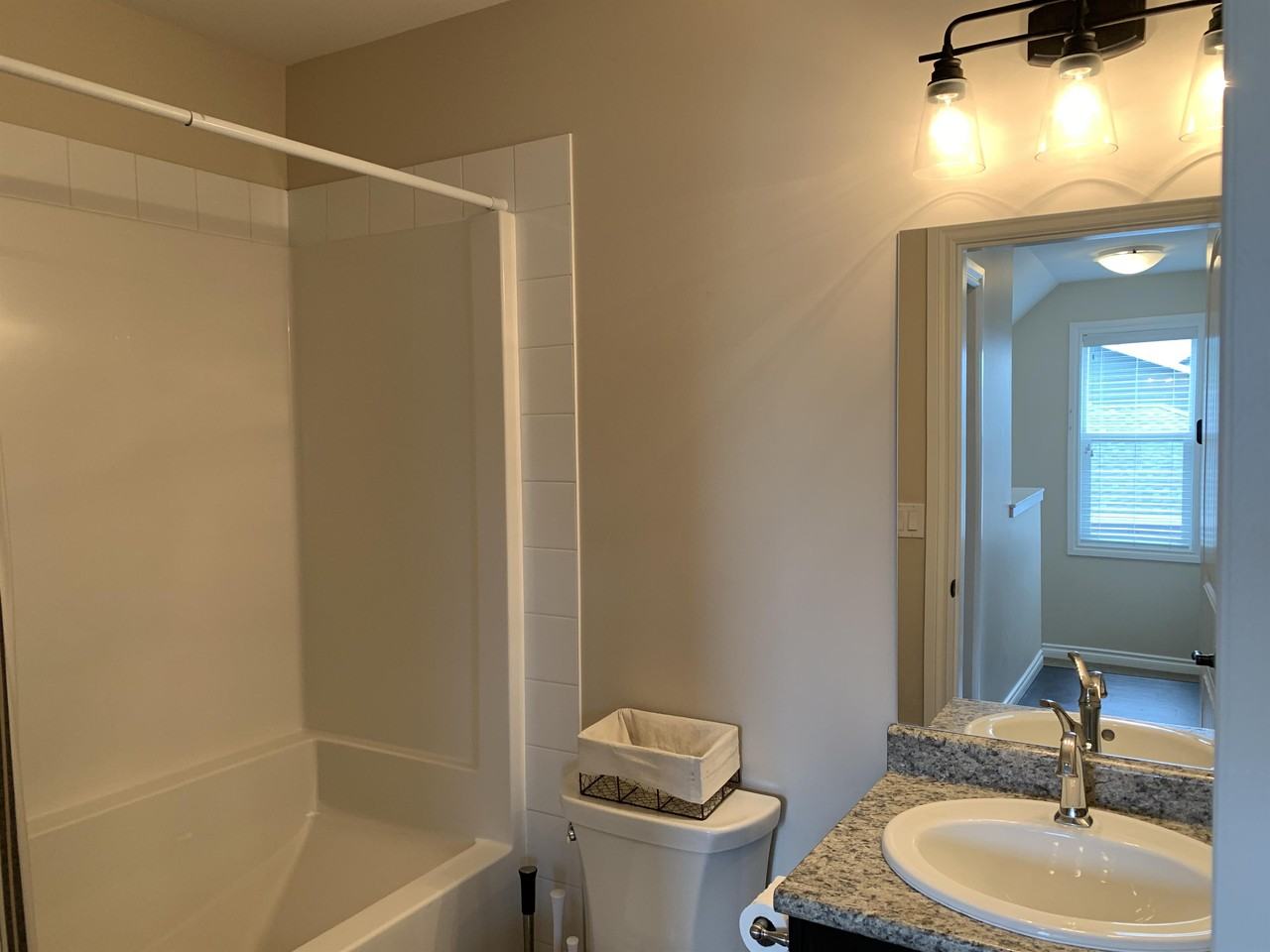 8330 87 Ave #8330 - Photo 4 of 13