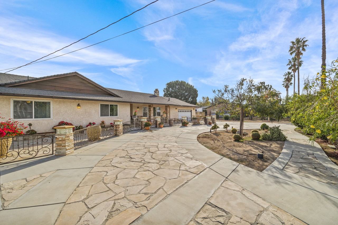 3971 Corona Ave #3971 - Photo 3 of 31