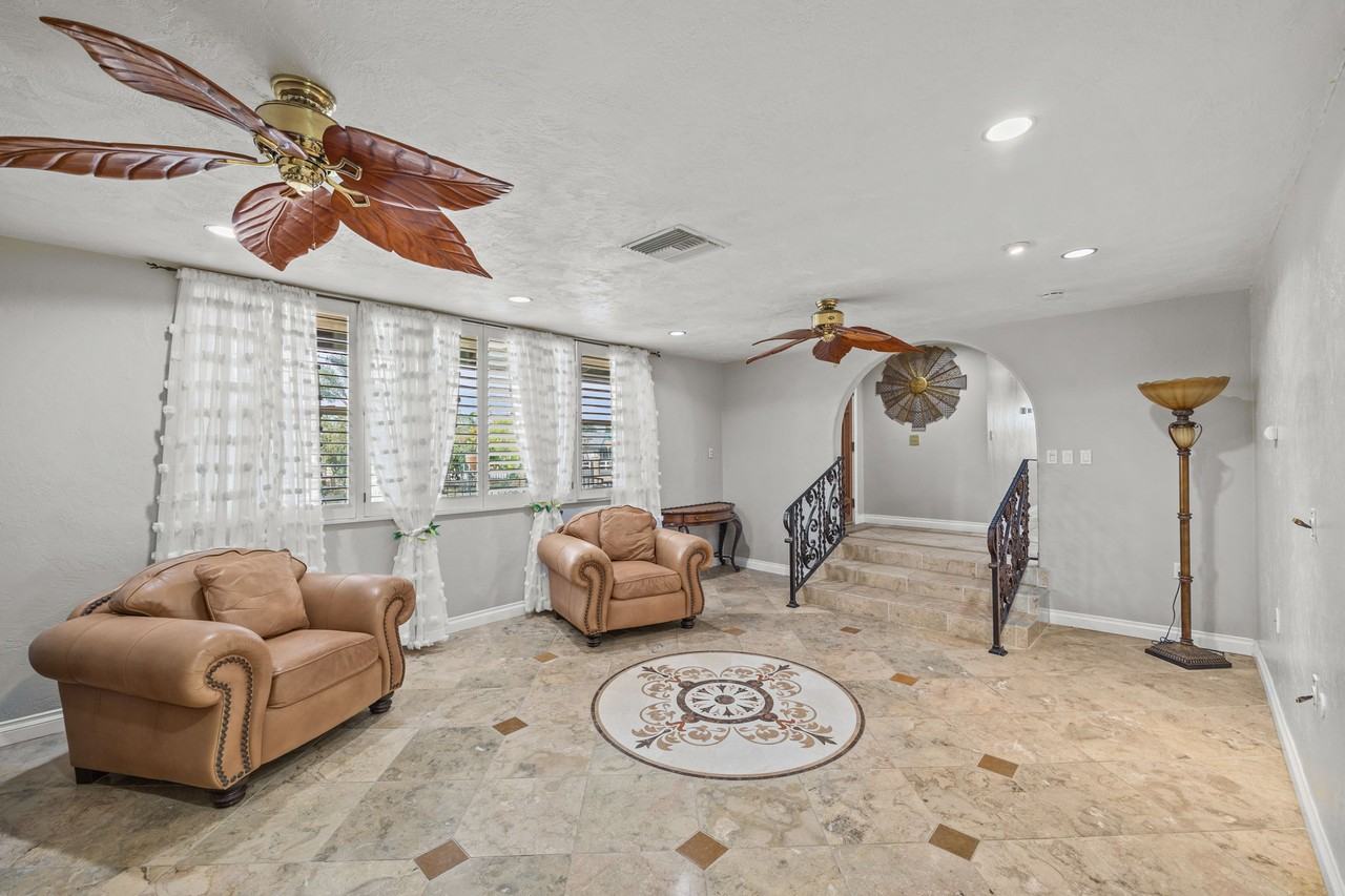 3971 Corona Ave #3971 - Photo 5 of 31