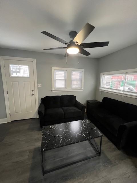 1112 1112 East Colvin StreetBack House #1 - Photo 4 of 10