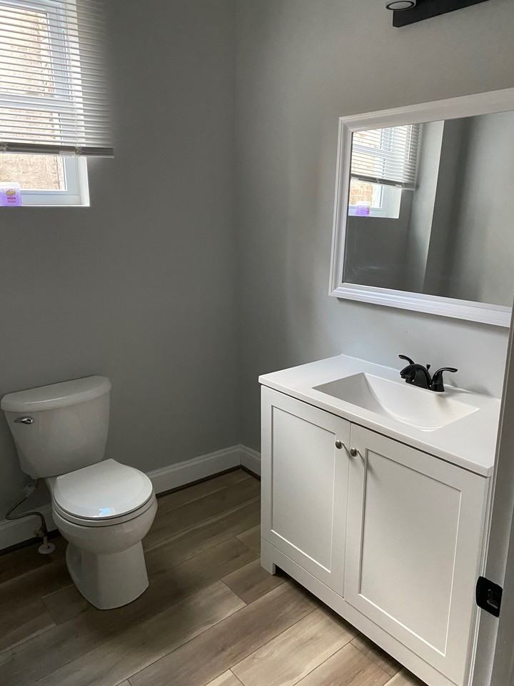 1233 North Luzerne Avenue - Photo 5 of 6