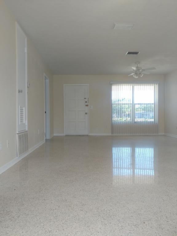 994 Alladin Dr - Photo 4 of 16