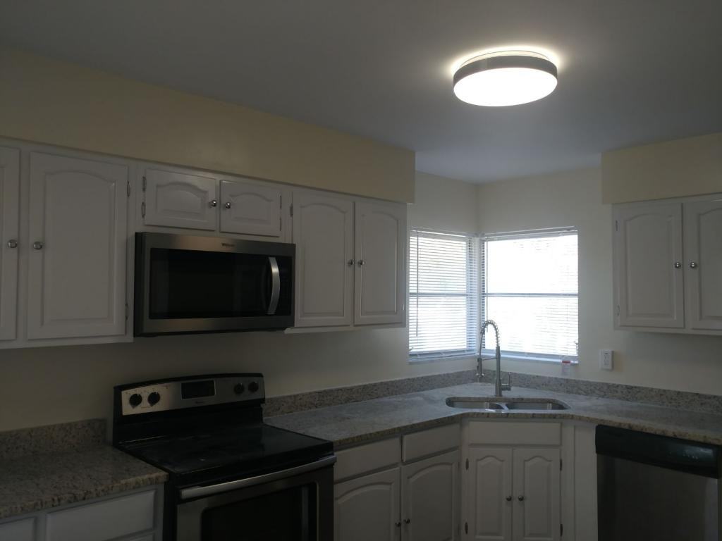 994 Alladin Dr - Photo 5 of 16