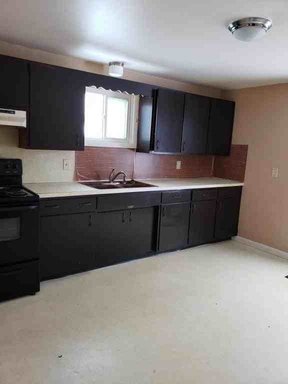 206 Moore Ave - Photo 3 of 7