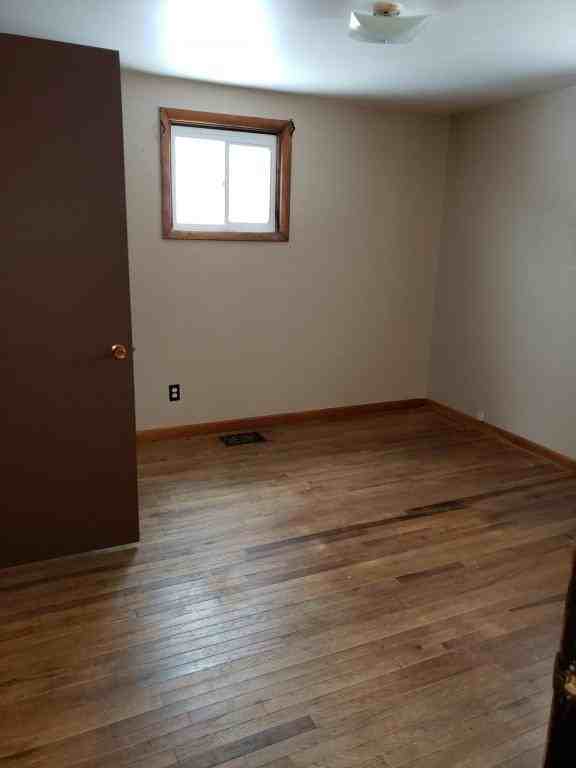 206 Moore Ave - Photo 5 of 7