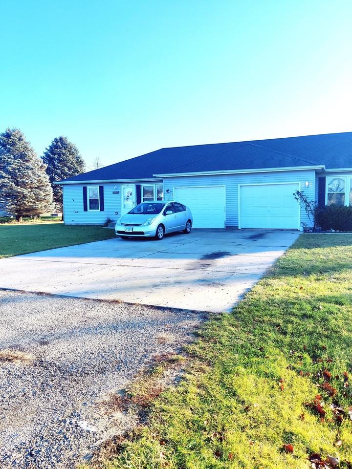 2530 N 4645th Rd #1 - Photo 3 of 14