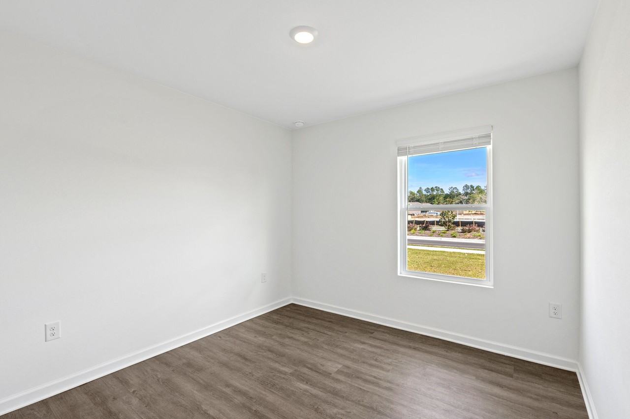 74 Brighton Dr - Photo 3 of 33