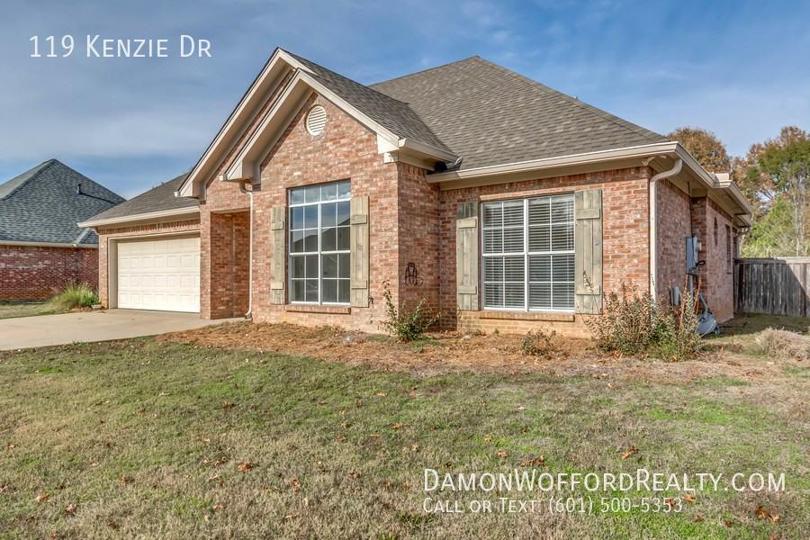 119 Kenzie Dr - Photo 2 of 50