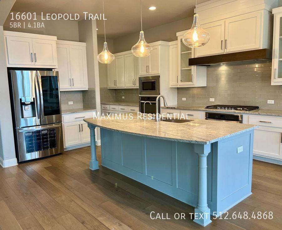16601 Leopold Trail - Photo 3 of 26