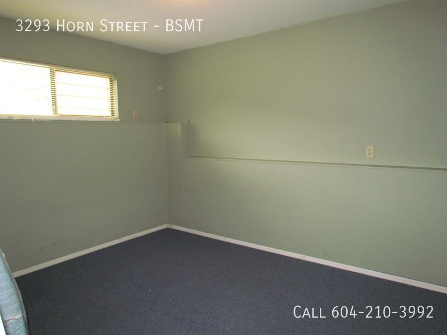 3293 Horn St #BS - Photo 3 of 5
