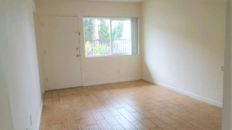 930 Thomas Avenue #6 - Photo 7 of 12