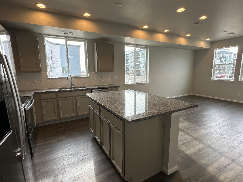 6500 North Biscay Street - Photo 4 of 26