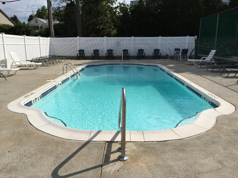 200 Manville Hill Rd #4