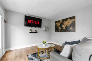 featured image of 231 Murray St Se