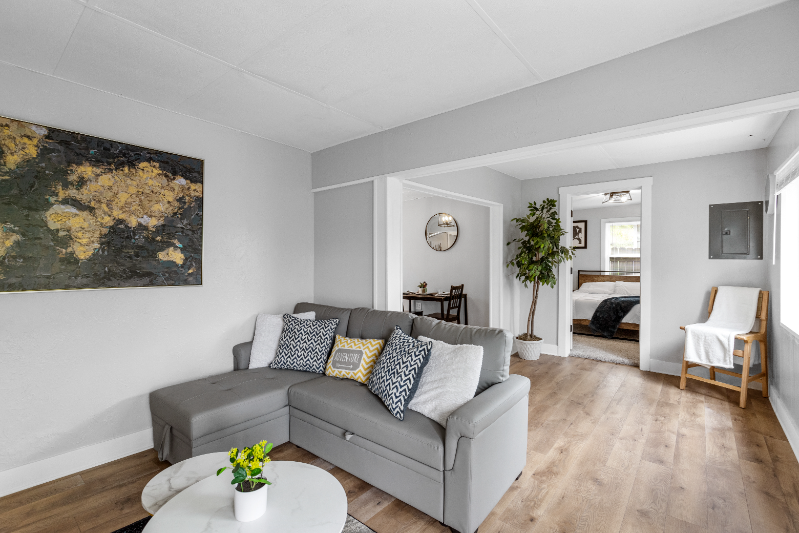 231 Murray St Se - Photo 4 of 29