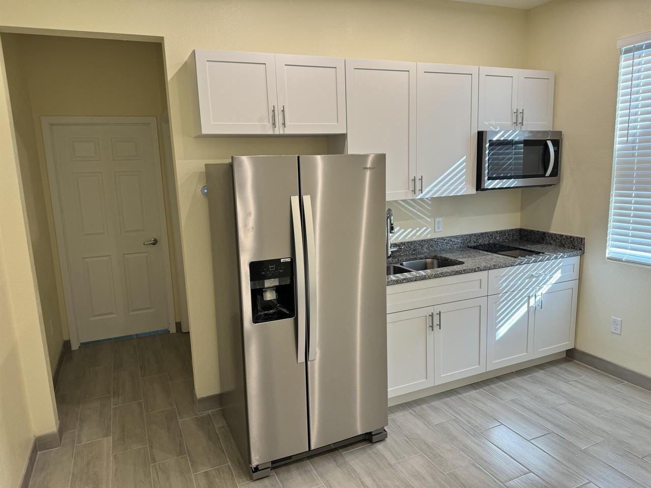 9864 4th Avenue Apt 2 - Photo 2 of 6