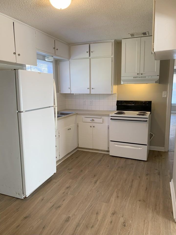 1820 Nelva St #1 - Photo 5 of 14
