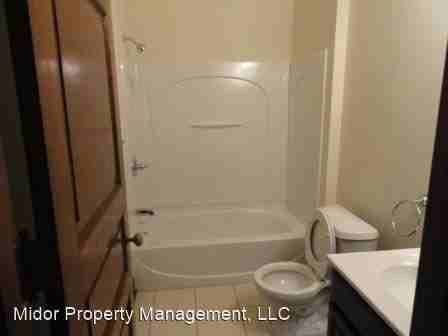 37 W Market St. - Photo 3 of 4