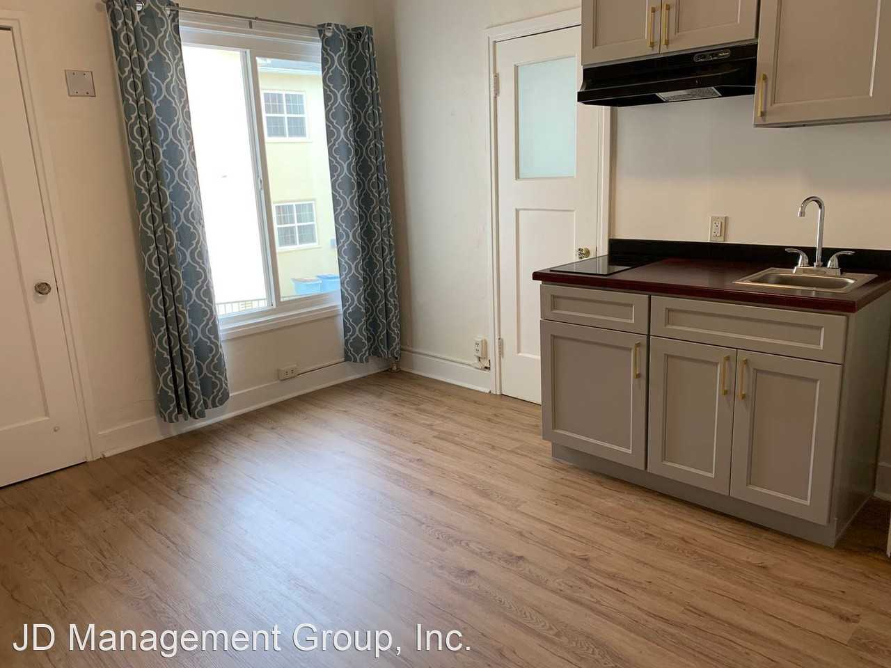 2555 Virginia Street - Photo 2 of 4