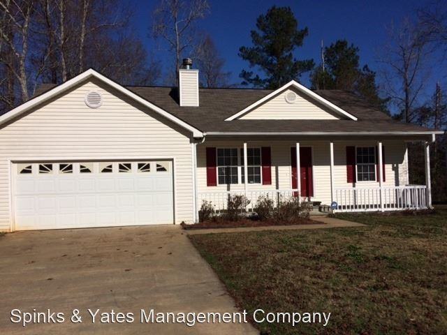 137 Woodridge Cir, Lagrange, GA 30241 3 Bedroom House for 1,395/month