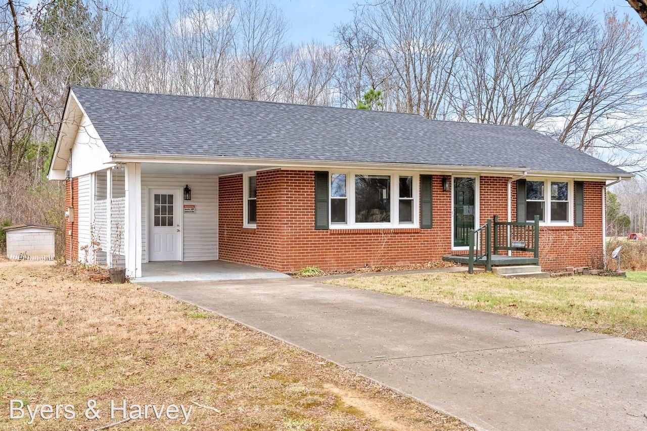 5460 Ashland City Rd - Photo 2 of 27