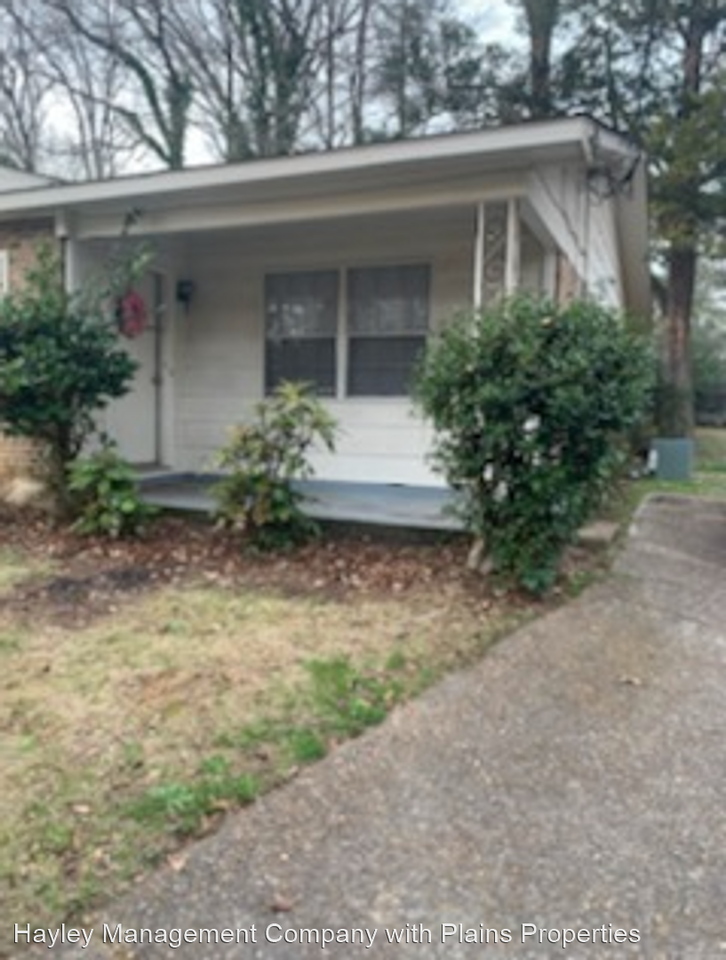 1025/1027 Crestwood Dr - Photo 2 of 8