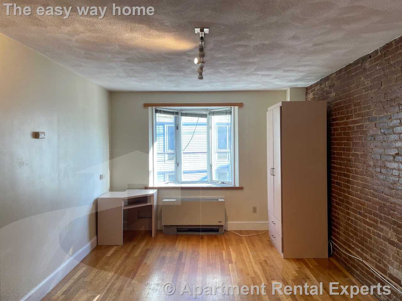 12 Mount Auburn St #6 - Photo 2 of 8