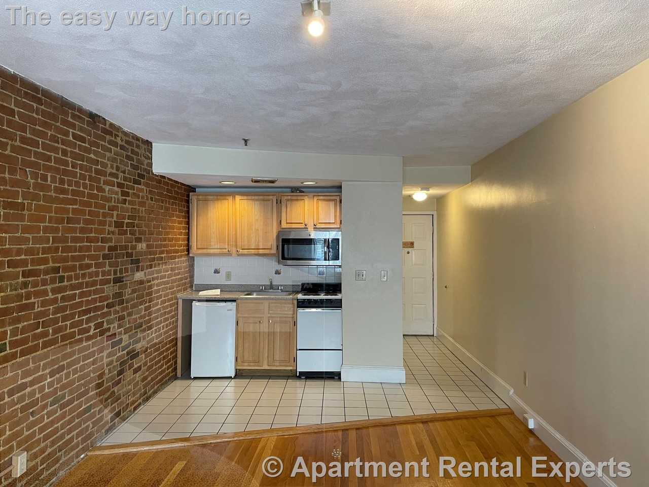 12 Mount Auburn St #6 - Photo 3 of 8