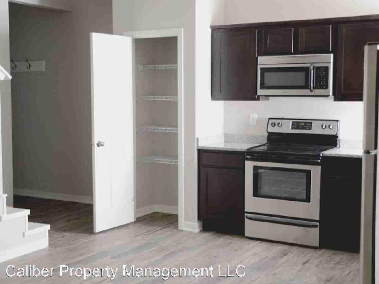 Northwoods Townhomes - Photo 2 of 8