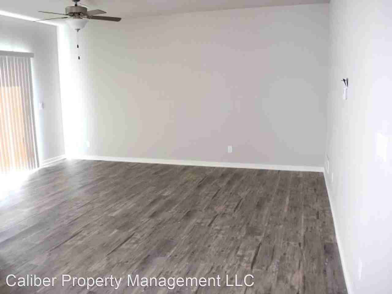 Northwoods Townhomes - Photo 3 of 8