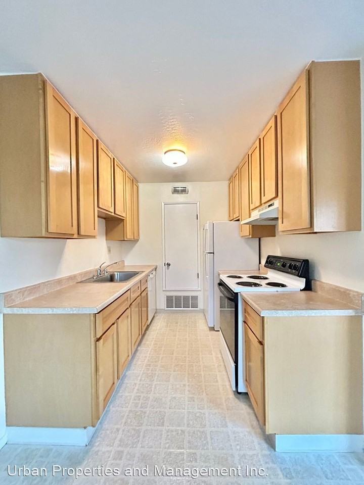 1400 San Carlos Avenue - Photo 3 of 12