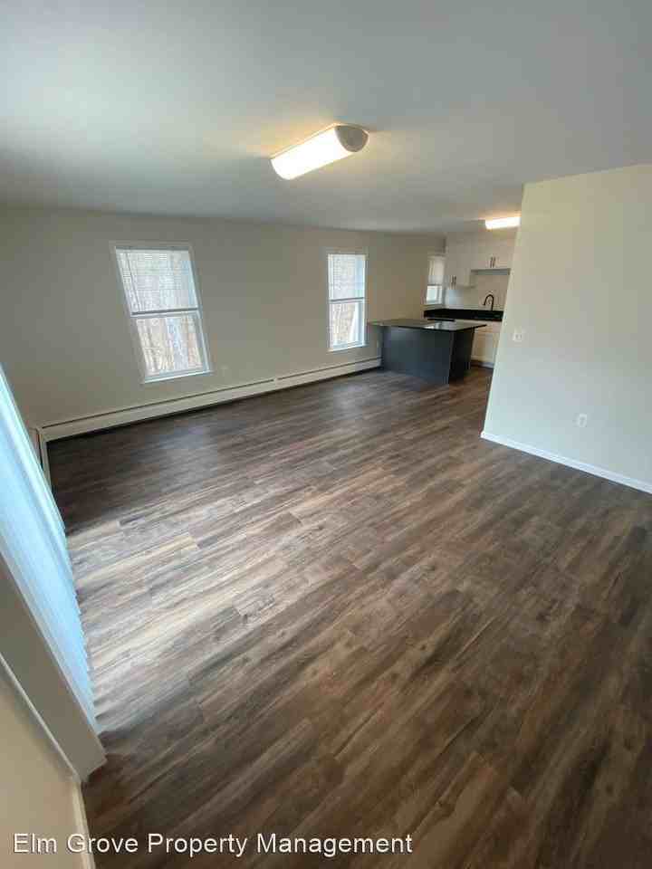 1 - 5 Darby Field Common - Photo 3 of 8